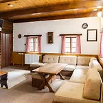 Na Paloucku Lodge