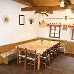 Na Paloucku Lodge